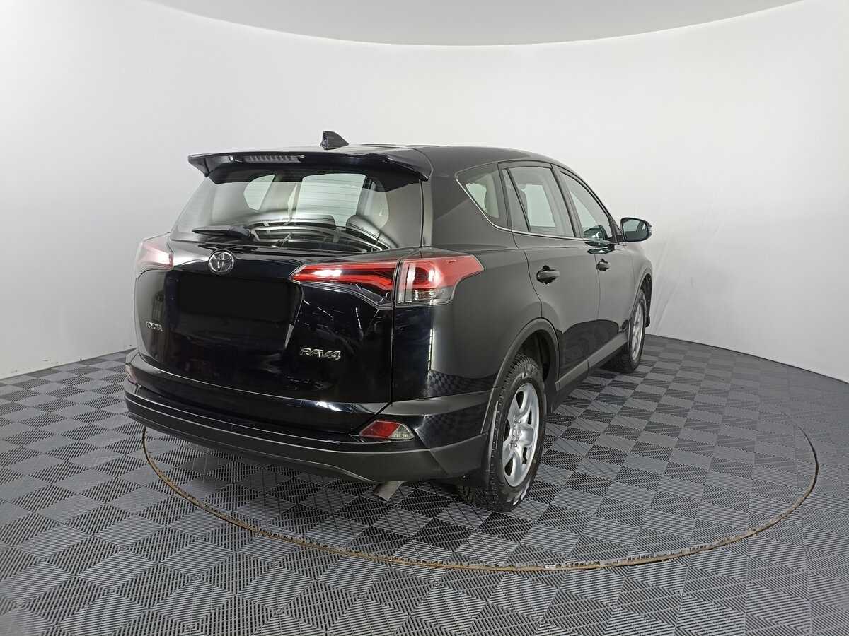 Toyota RAV4 2019 года с пробегом. Фото: #4