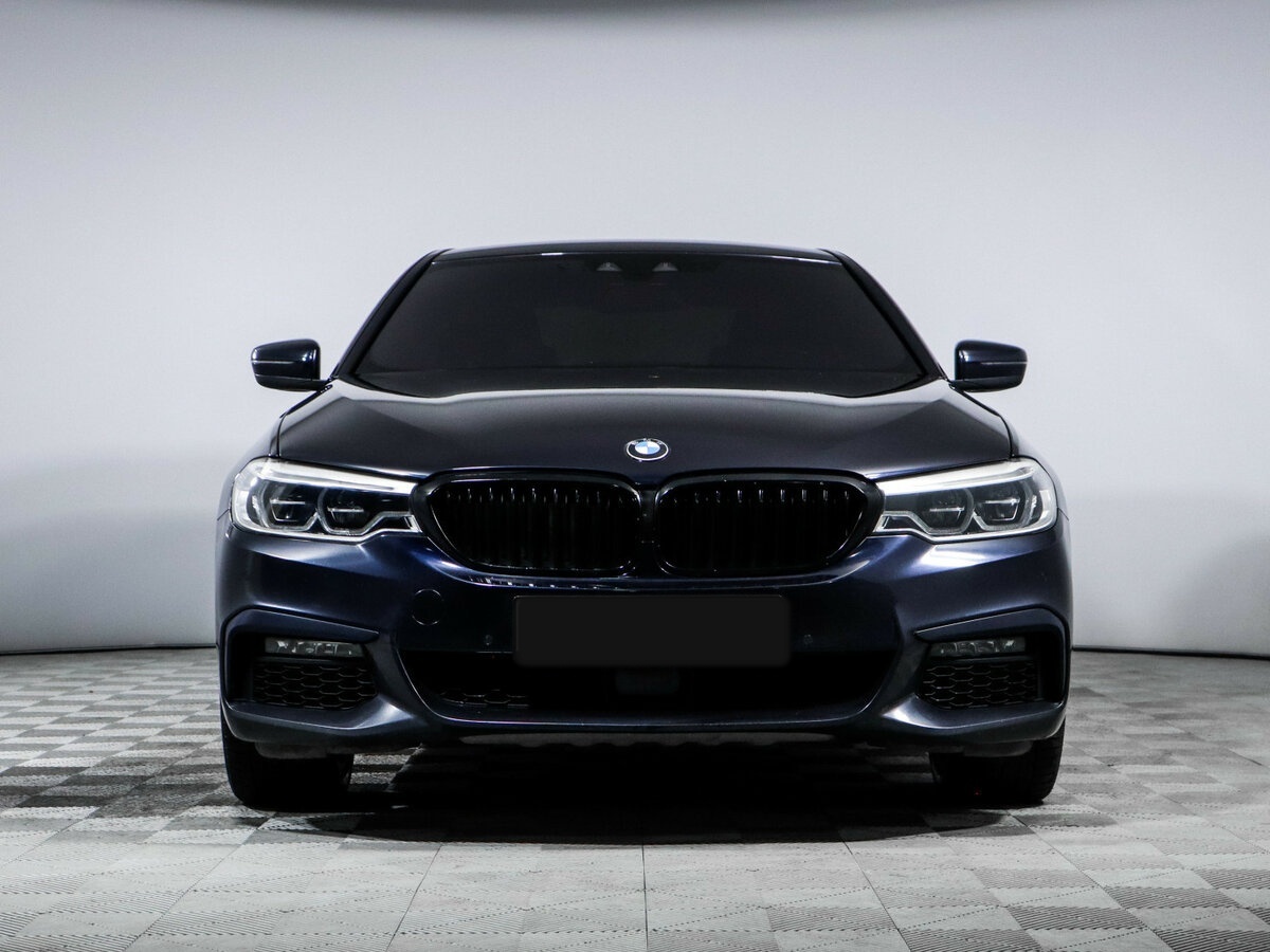 BMW 5 серии 2020 года с пробегом. Фото: #1