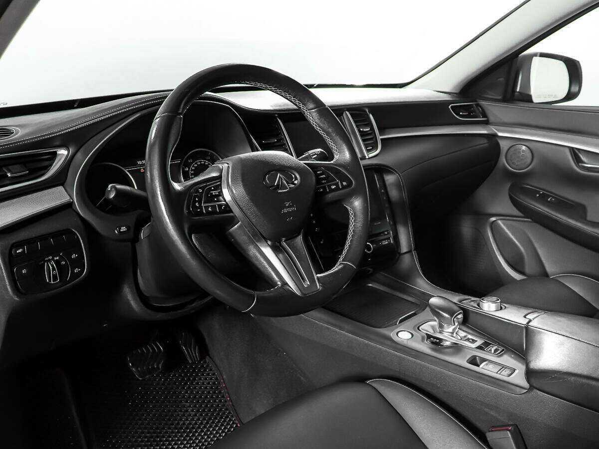 Infiniti QX50 2018 года с пробегом. Фото: #12