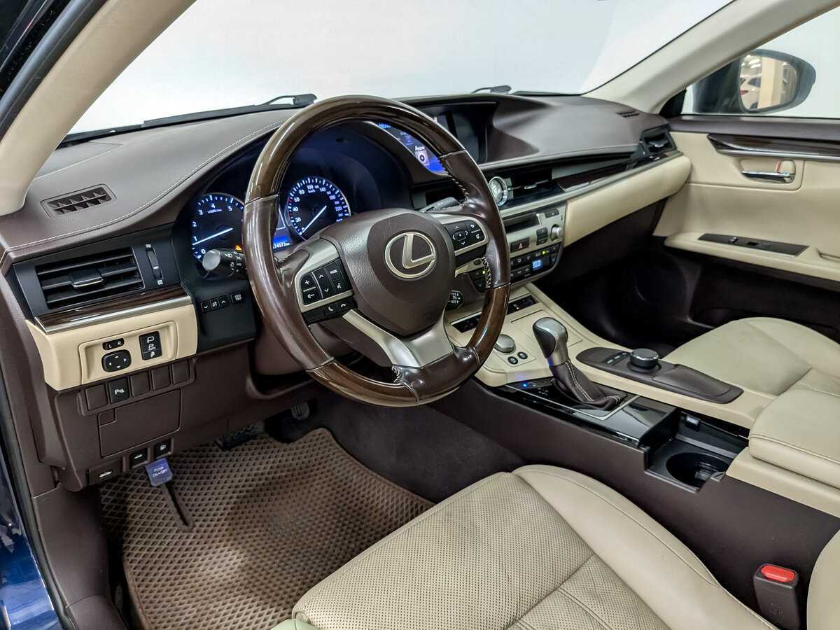 Lexus ES 2015 года с пробегом. Фото: #15