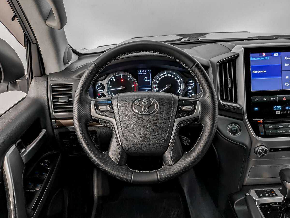 Toyota Land Cruiser 2017 года с пробегом. Фото: #15