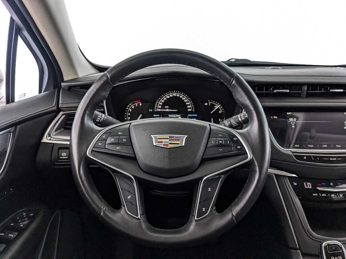 Cadillac XT5 2016 года с пробегом. Фото: #17