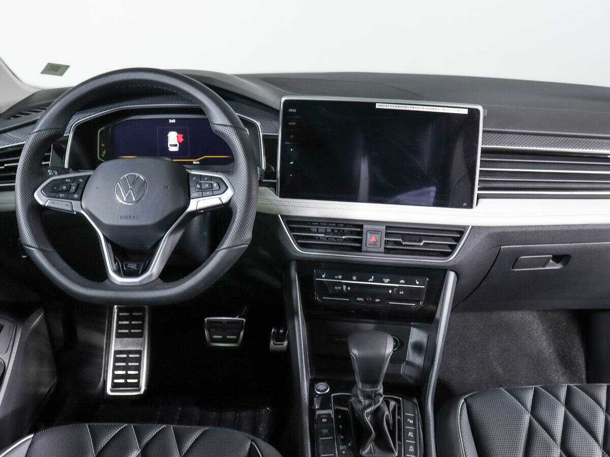 Volkswagen Tiguan 2023 года с пробегом. Фото: #10