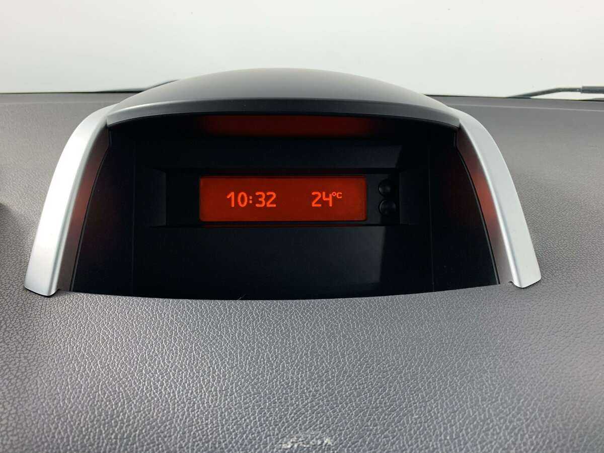 Renault Koleos 2008 года с пробегом. Фото: #14