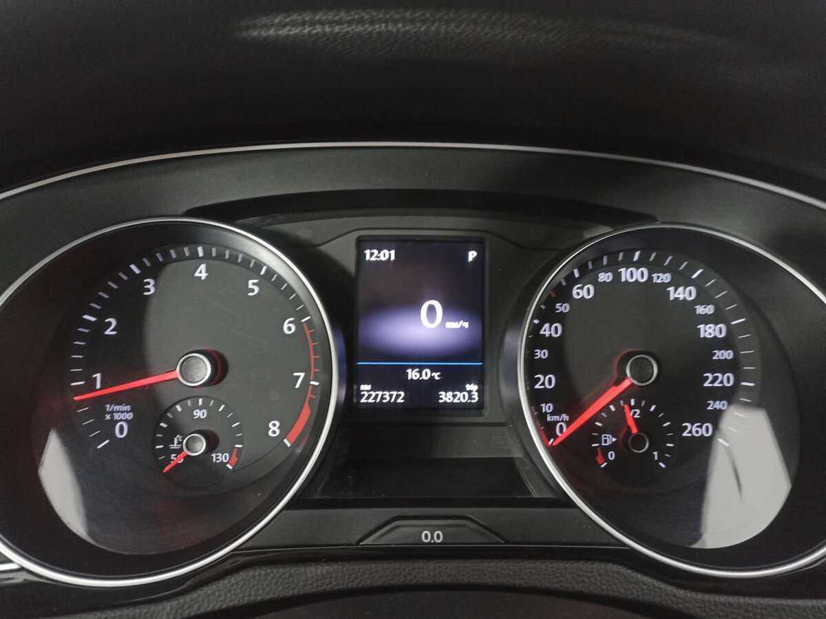 Volkswagen Passat 2016 года с пробегом. Фото: #10