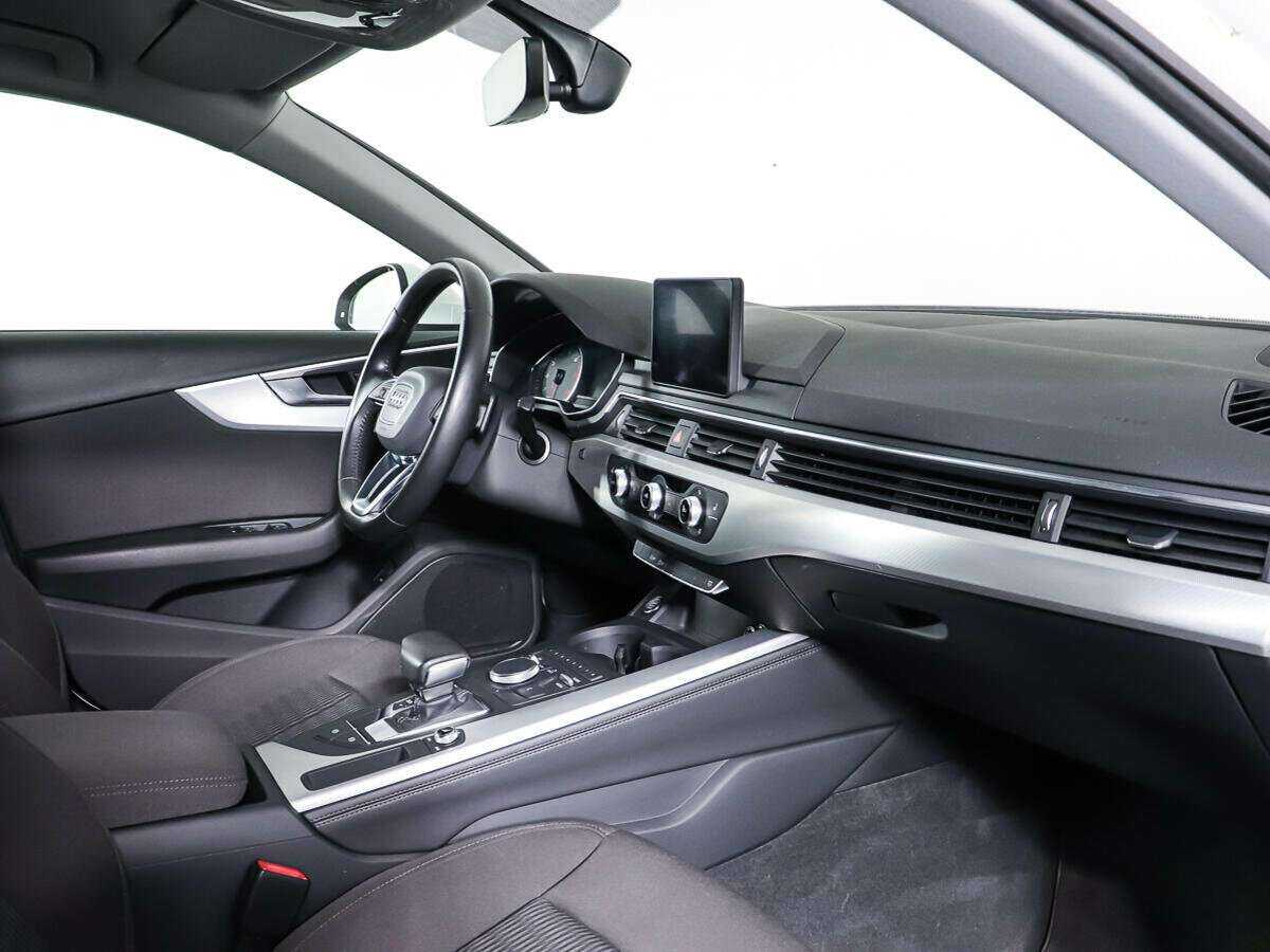 Audi A4 2015 года с пробегом. Фото: #8