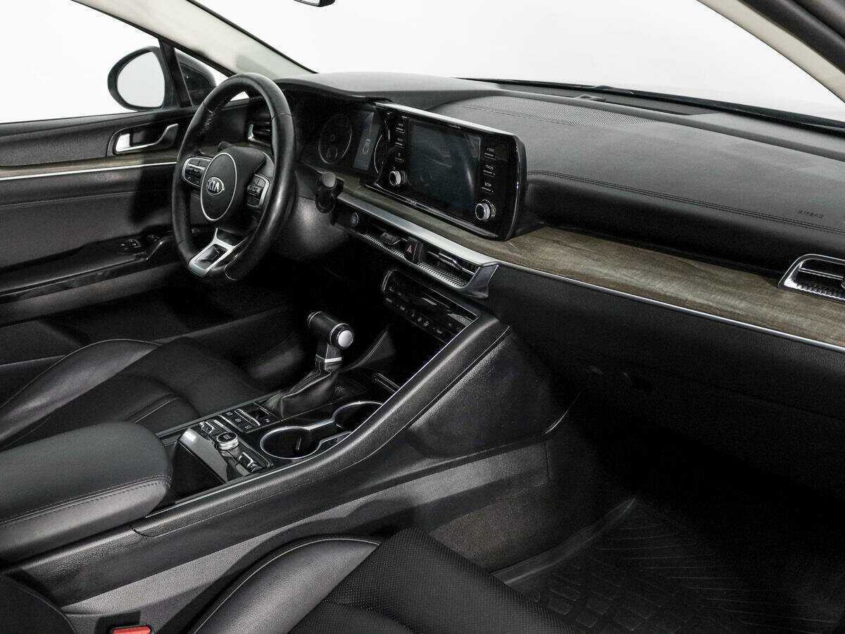 Kia K5 2020 года с пробегом. Фото: #10