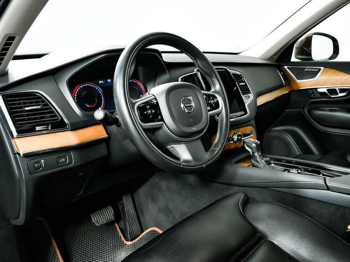 Volvo XC90 2017 года с пробегом. Фото: #12