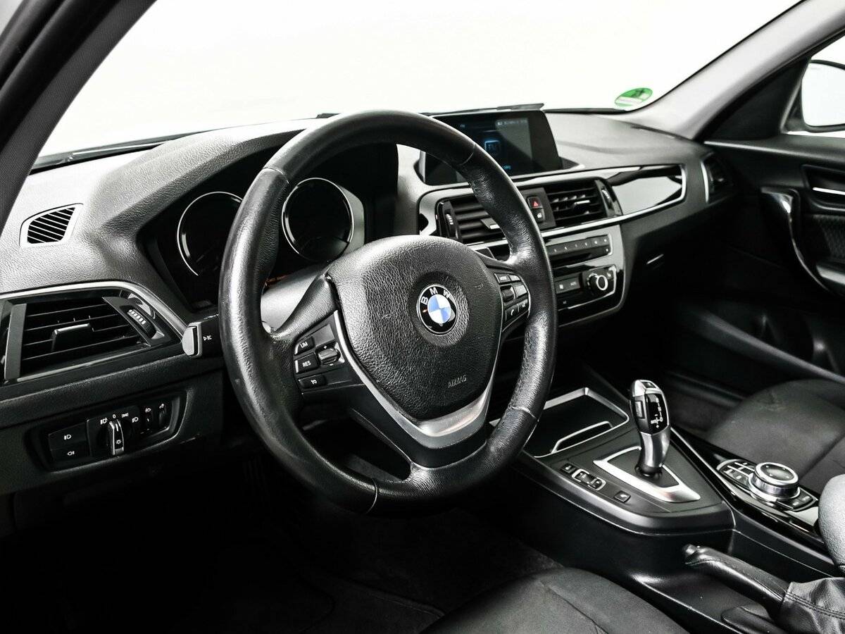 BMW 1 серии 2018 года с пробегом. Фото: #12