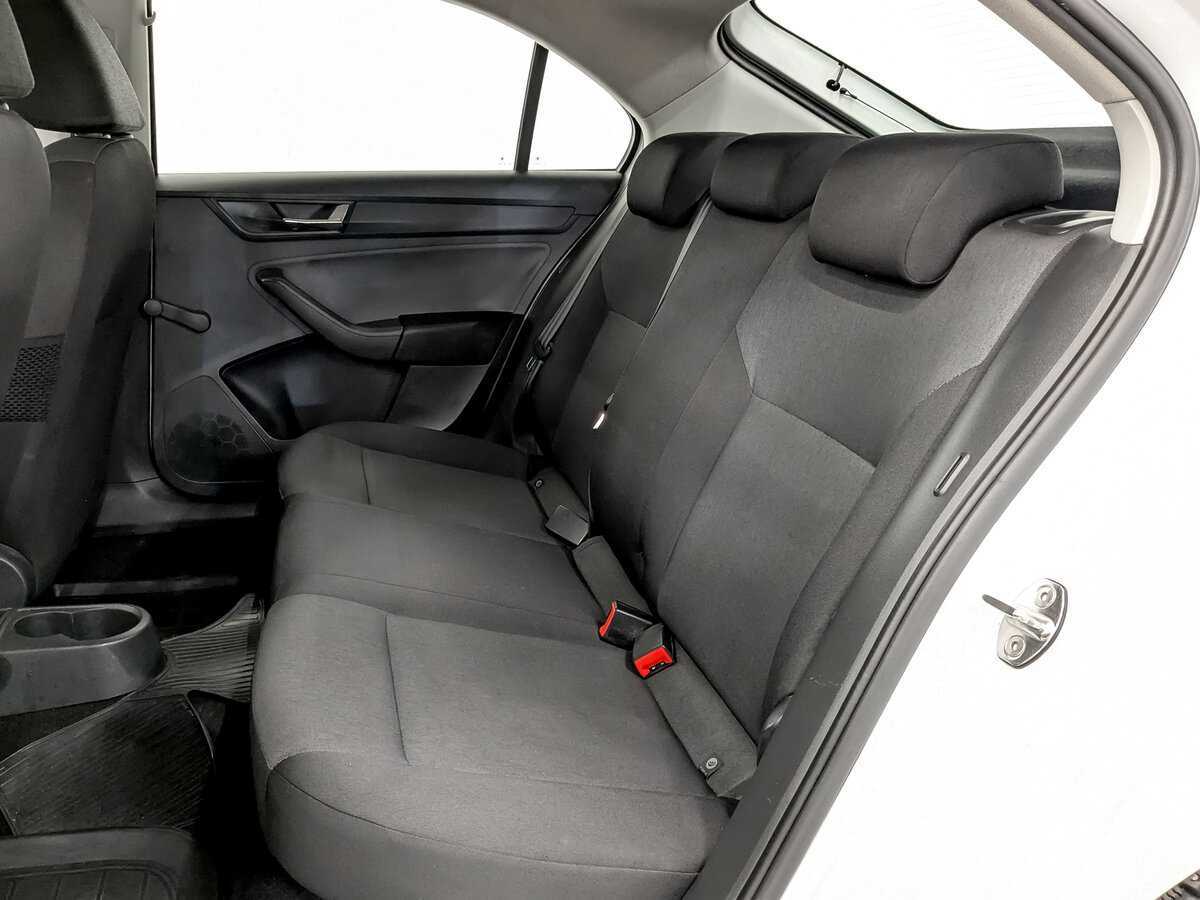 Skoda Rapid 2017 года с пробегом. Фото: #11