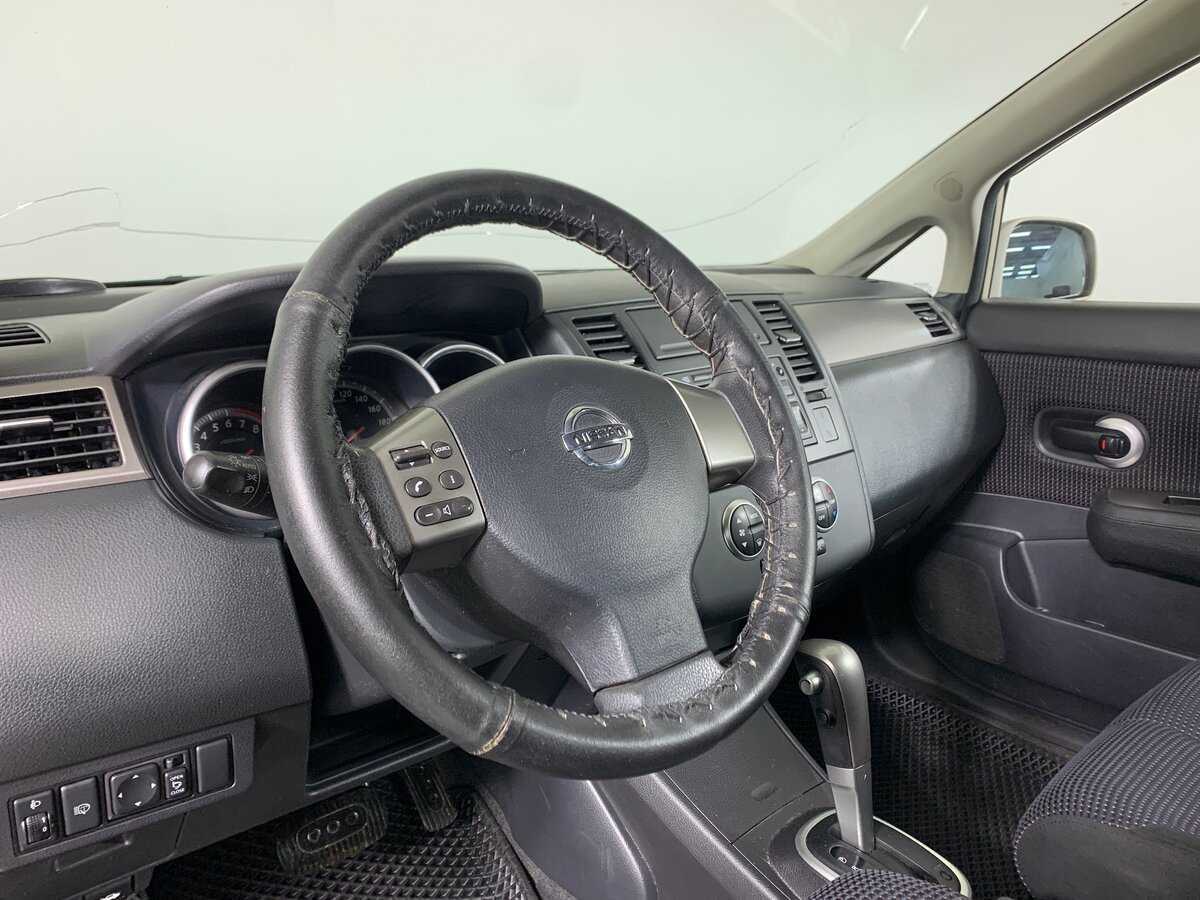 Nissan Tiida 2010 года с пробегом. Фото: #11
