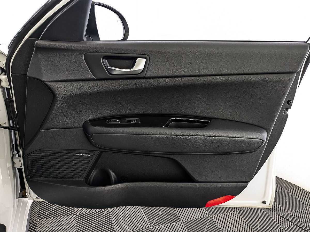 Kia Optima 2018 года с пробегом. Фото: #23