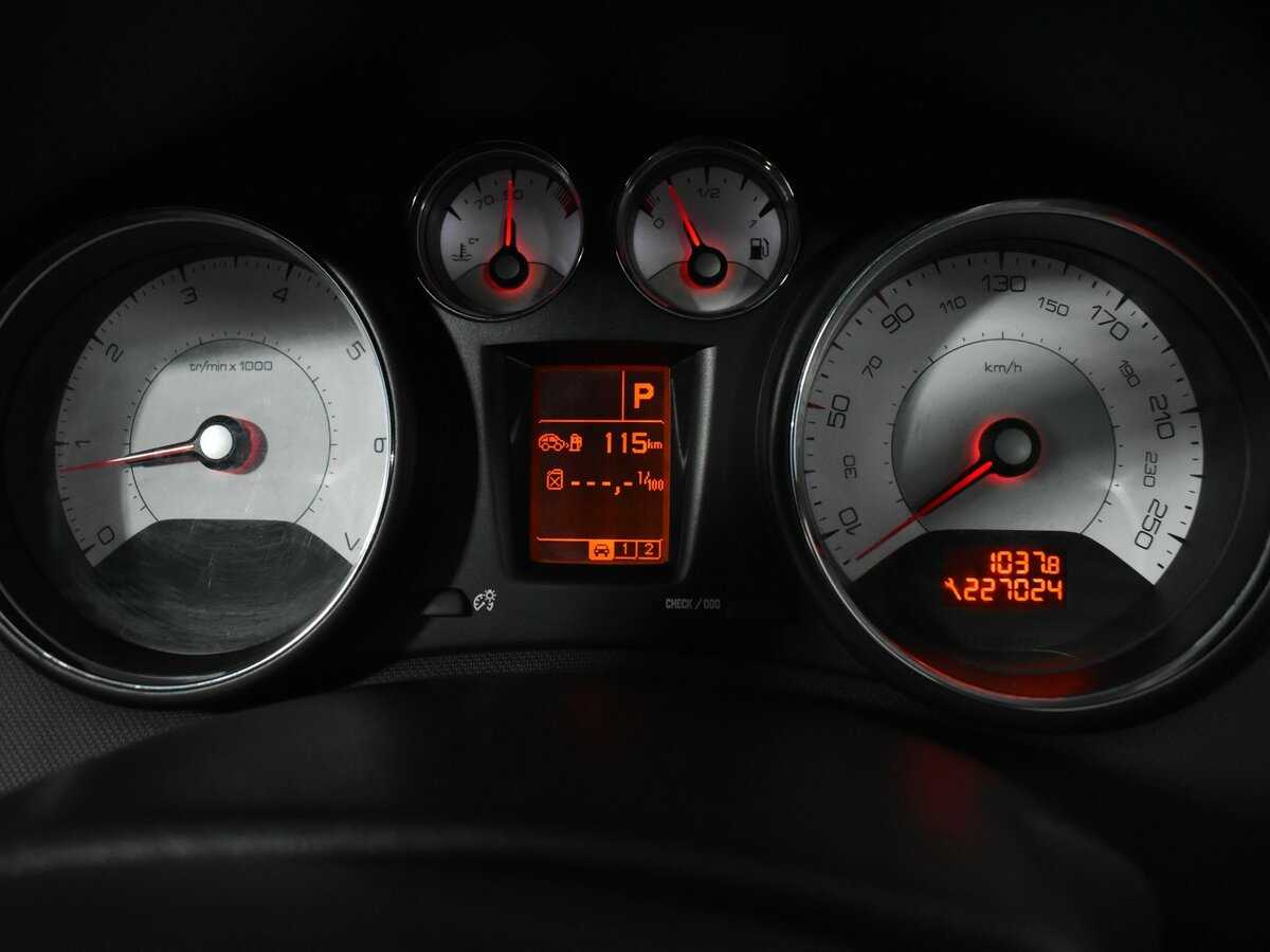 Peugeot 308 2009 года с пробегом. Фото: #13