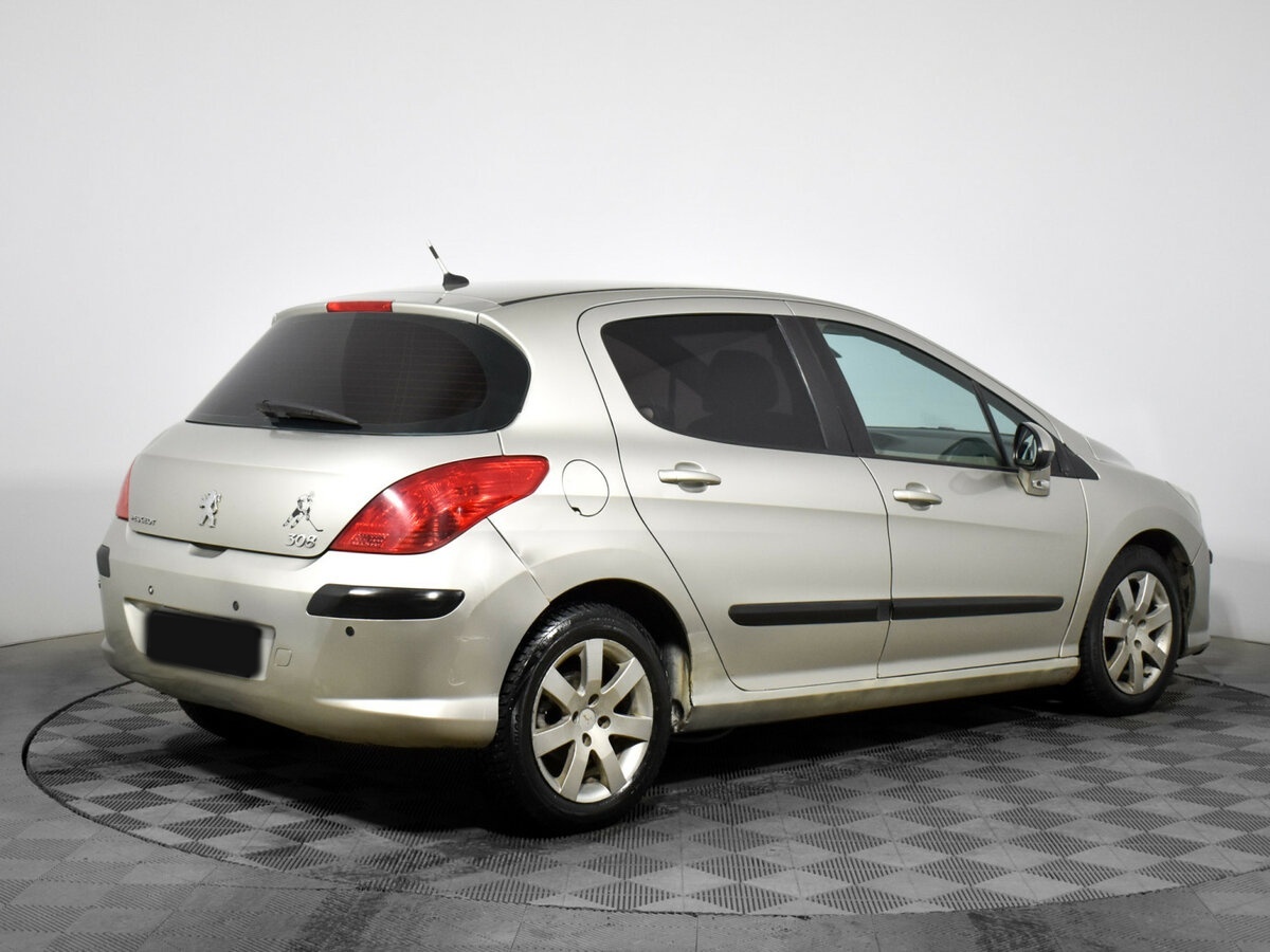 Peugeot 308 2008 года с пробегом. Фото: #4