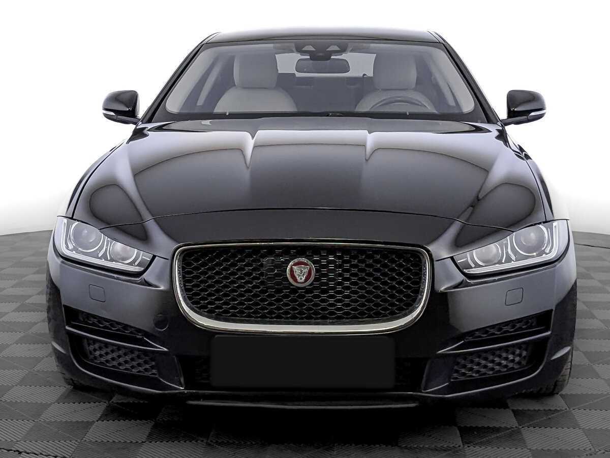 Jaguar XE 2015 года с пробегом. Фото: #1