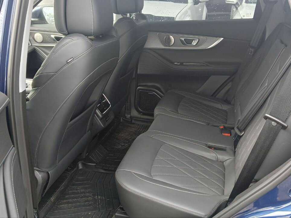 Chery Tiggo 8 Pro Max 2024 года с пробегом. Фото: #16