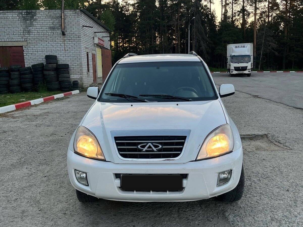 Chery Tiggo (T11) 2012 года с пробегом. Фото: #0