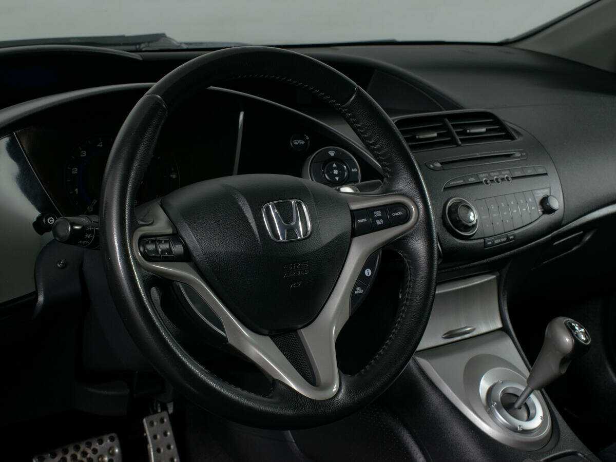 Honda Civic 2008 года с пробегом. Фото: #10