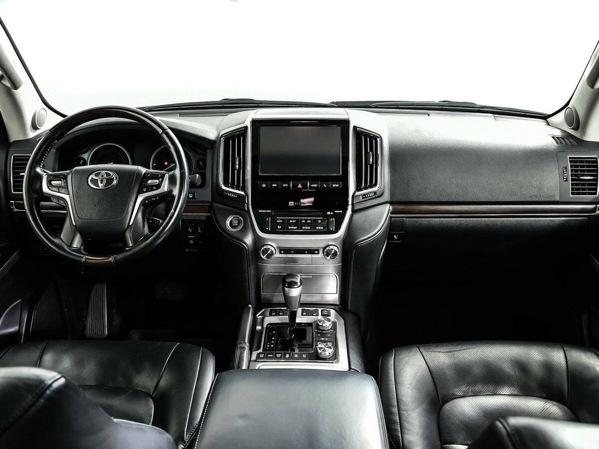 Toyota Land Cruiser 2016 года с пробегом. Фото: #10