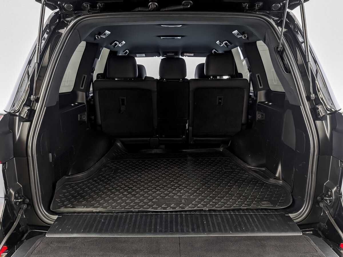 Lexus LX 2020 года с пробегом. Фото: #9