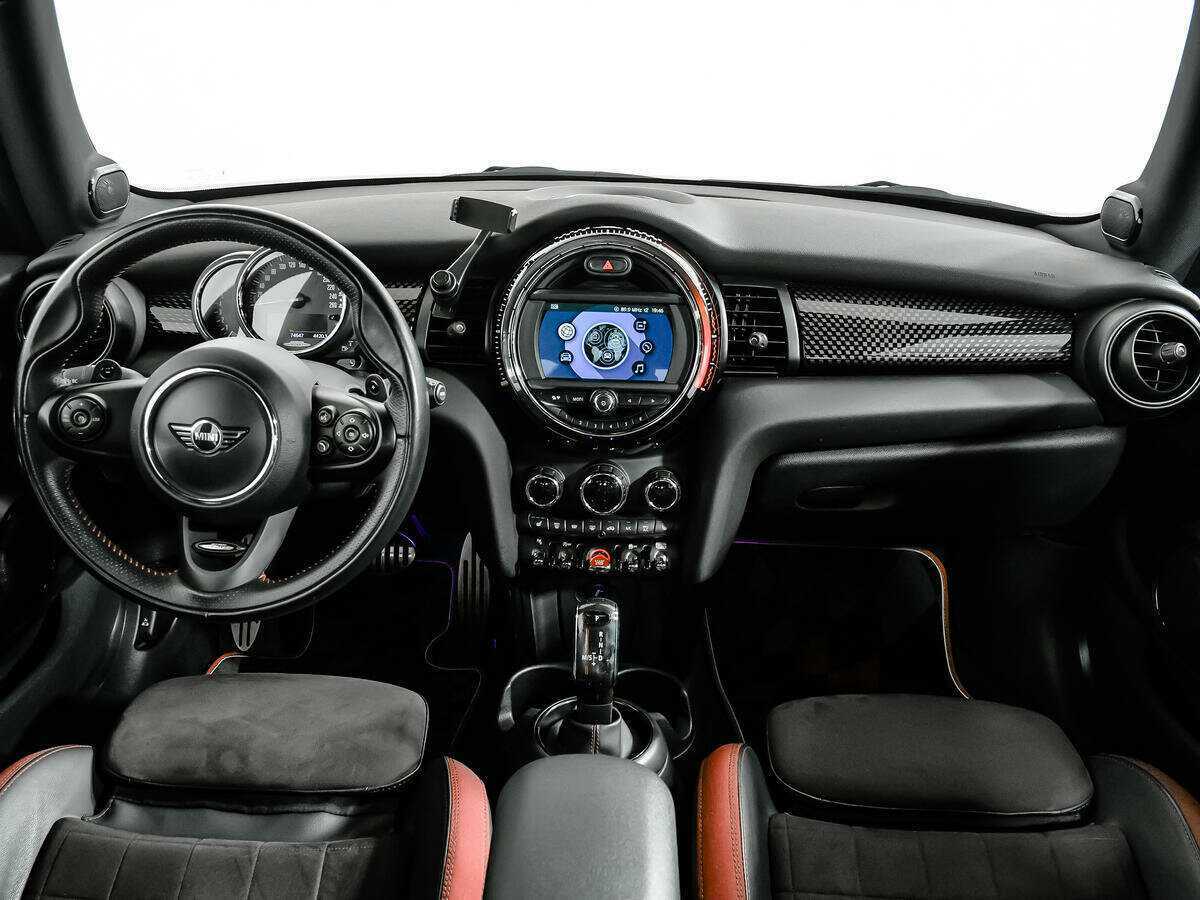 Mini Hatch 2018 года с пробегом. Фото: #10