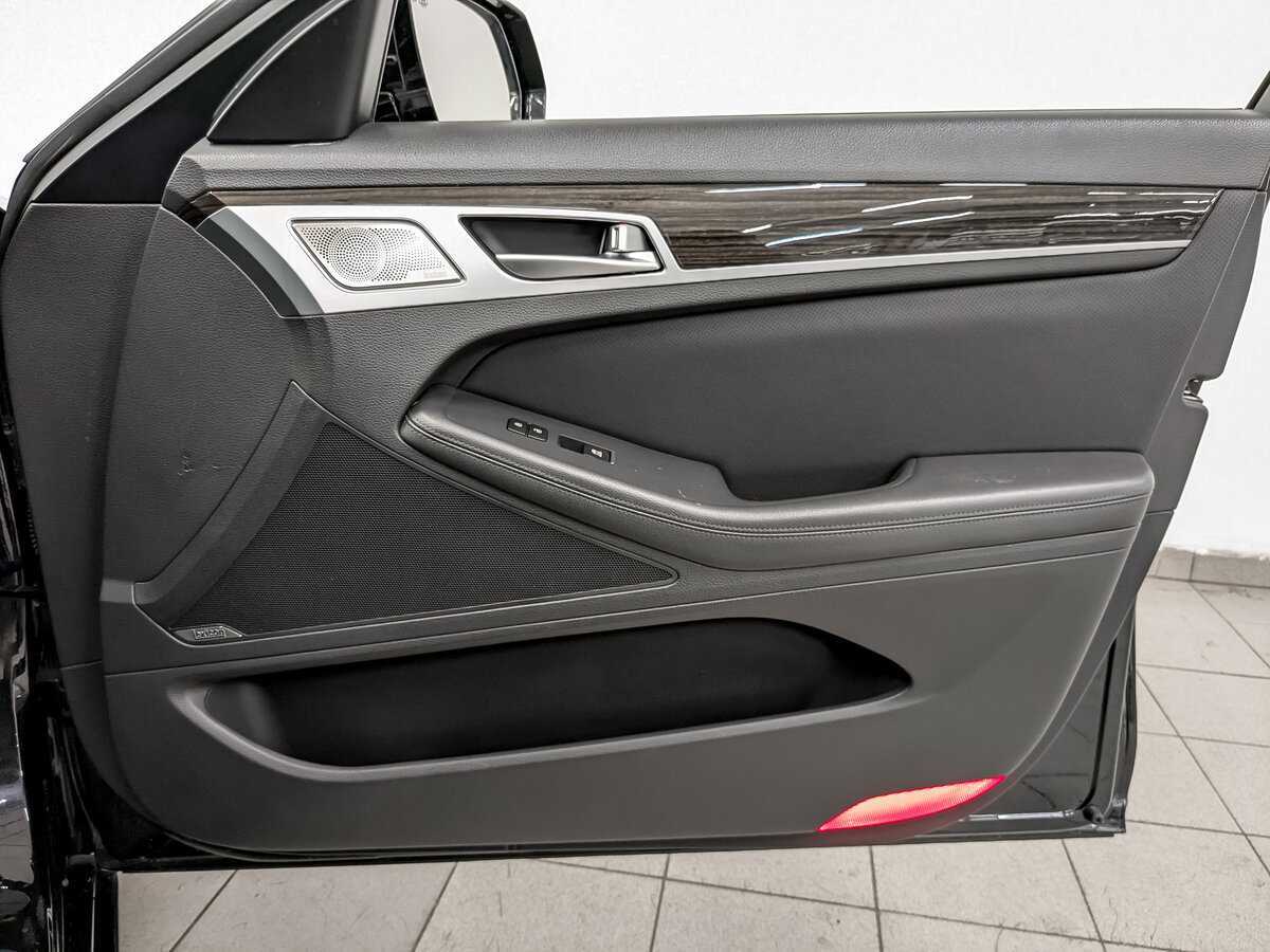 Genesis G80 2019 года с пробегом. Фото: #24