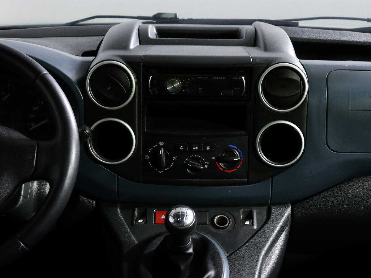 Peugeot Partner 2010 года с пробегом. Фото: #10