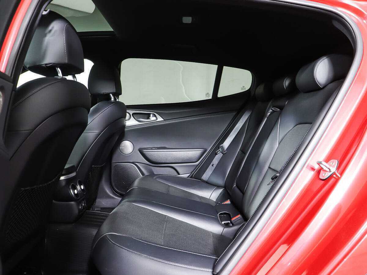 Kia Stinger 2019 года с пробегом. Фото: #8