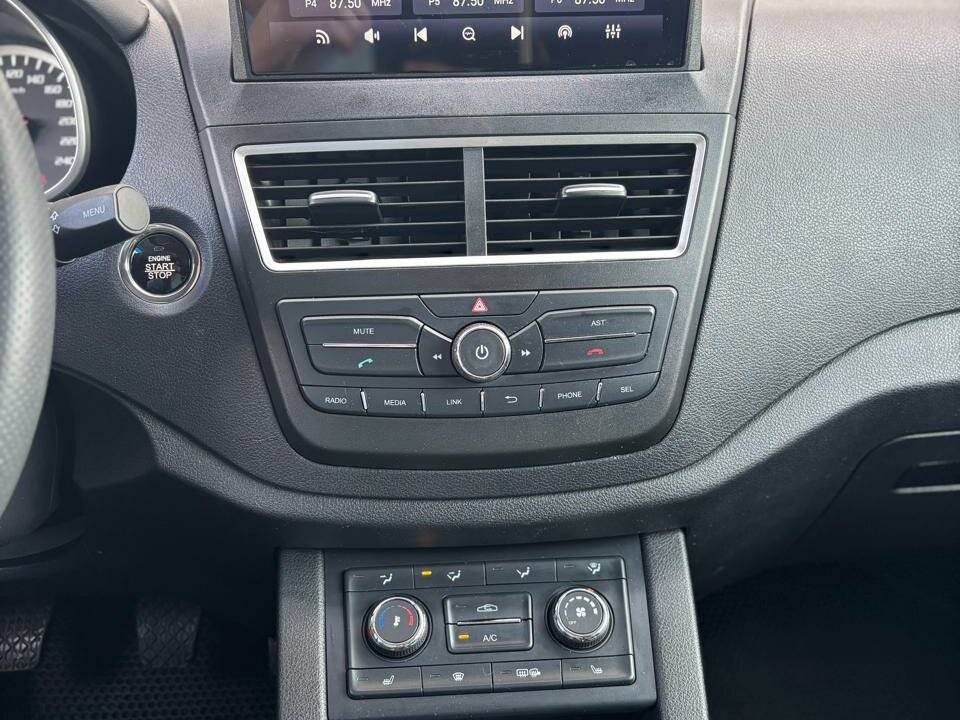 FAW Besturn X40 2021 года с пробегом. Фото: #14