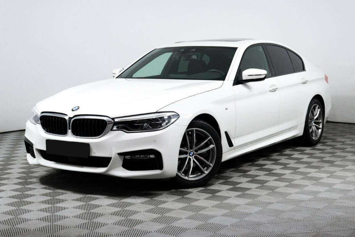 BMW 5 серии 2017 года с пробегом. Посмотреть фото