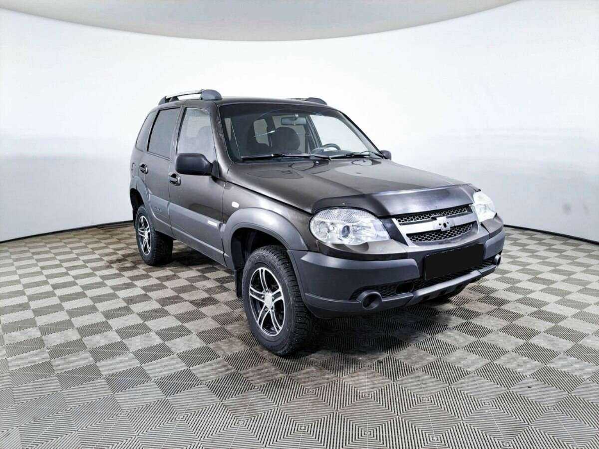 Chevrolet Niva 2011 года с пробегом. Фото: #2