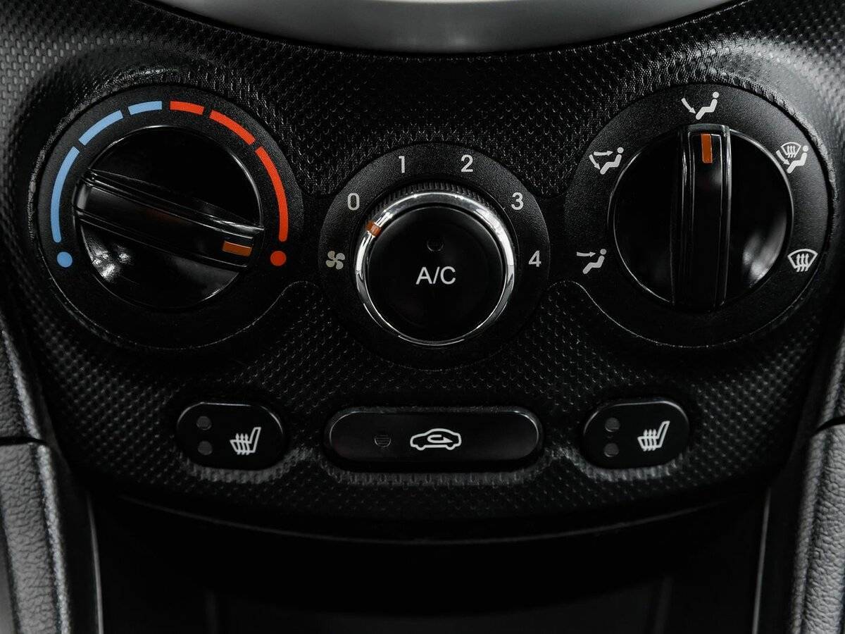 Hyundai Solaris 2011 года с пробегом. Фото: #12