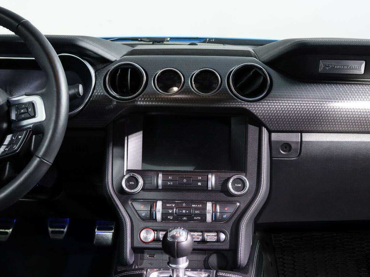 Ford Mustang 2022 года с пробегом. Фото: #10