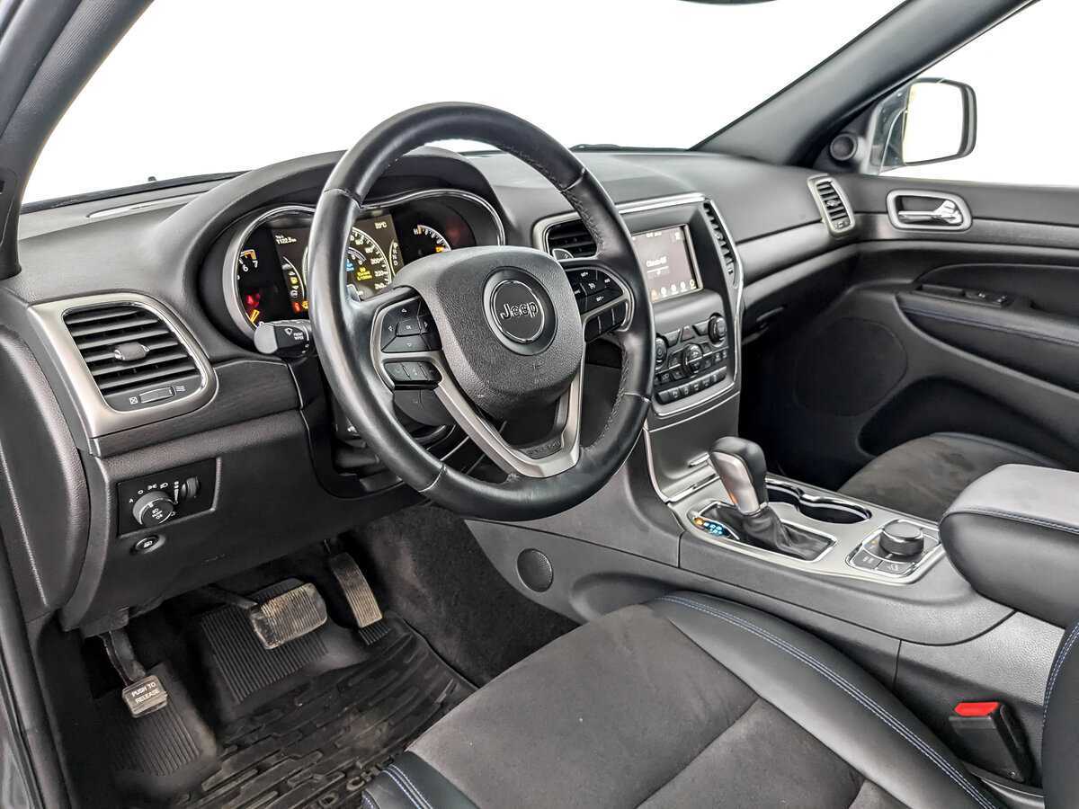 Jeep Grand Cherokee 2018 года с пробегом. Фото: #14