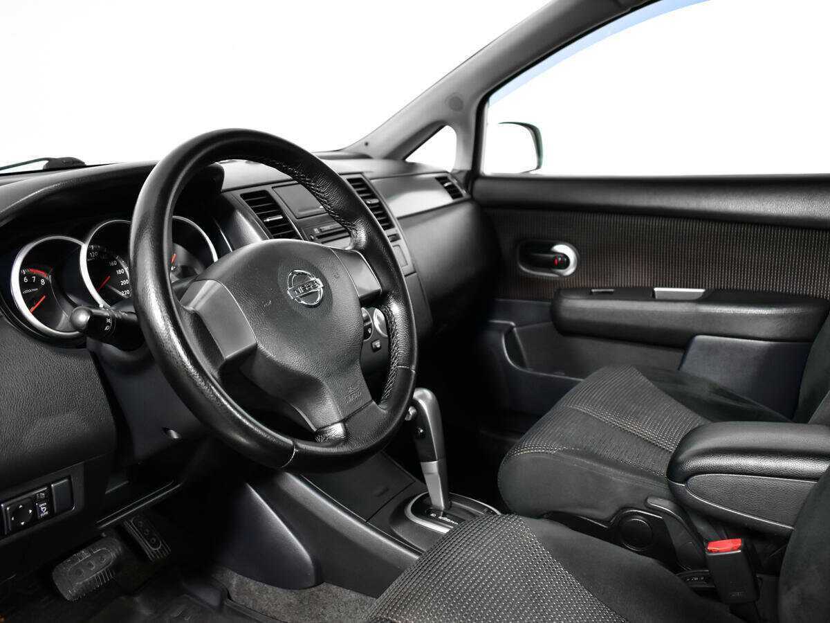 Nissan Tiida 2011 года с пробегом. Фото: #12