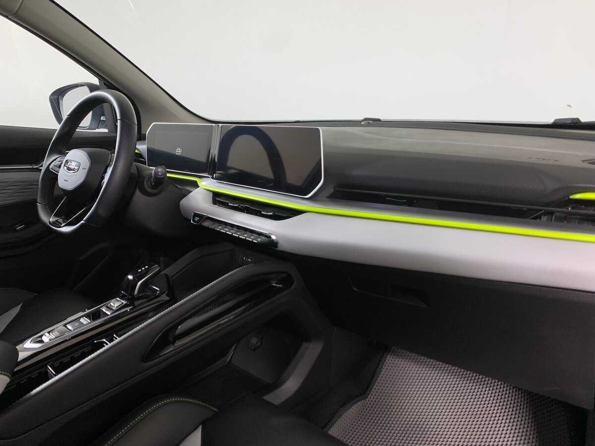 Geely Coolray 2023 года с пробегом. Фото: #13