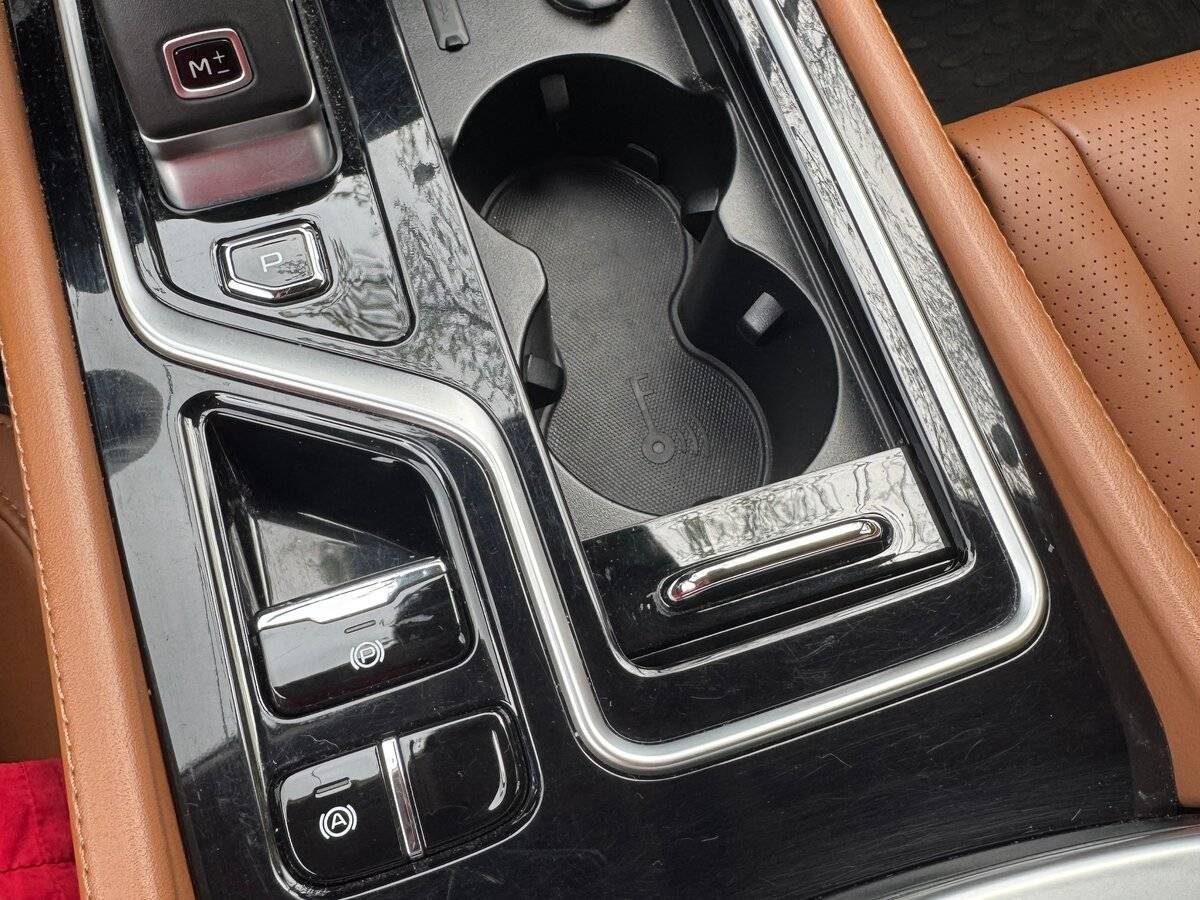 FAW Bestune T99 2023 года с пробегом. Фото: #15