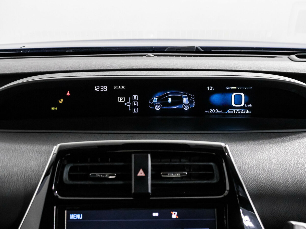 Toyota Prius 2016 года с пробегом. Фото: #19