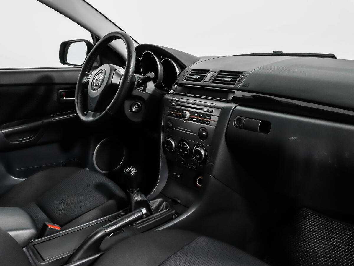 Mazda 3 2007 года с пробегом. Фото: #10