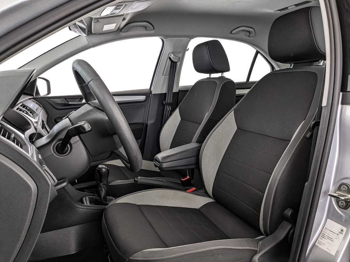 Skoda Rapid 2018 года с пробегом. Фото: #15