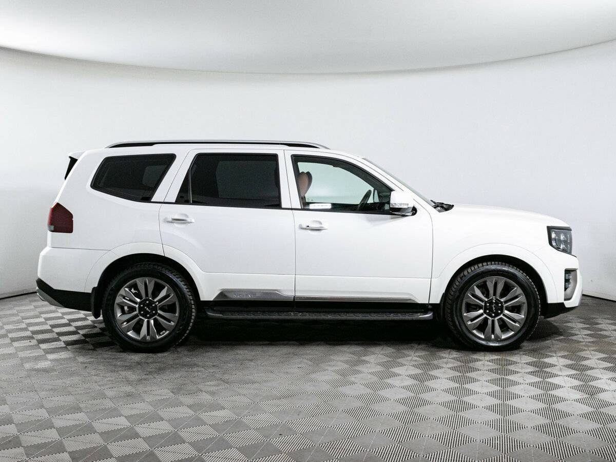 Kia Mohave 2022 года с пробегом. Фото: #3