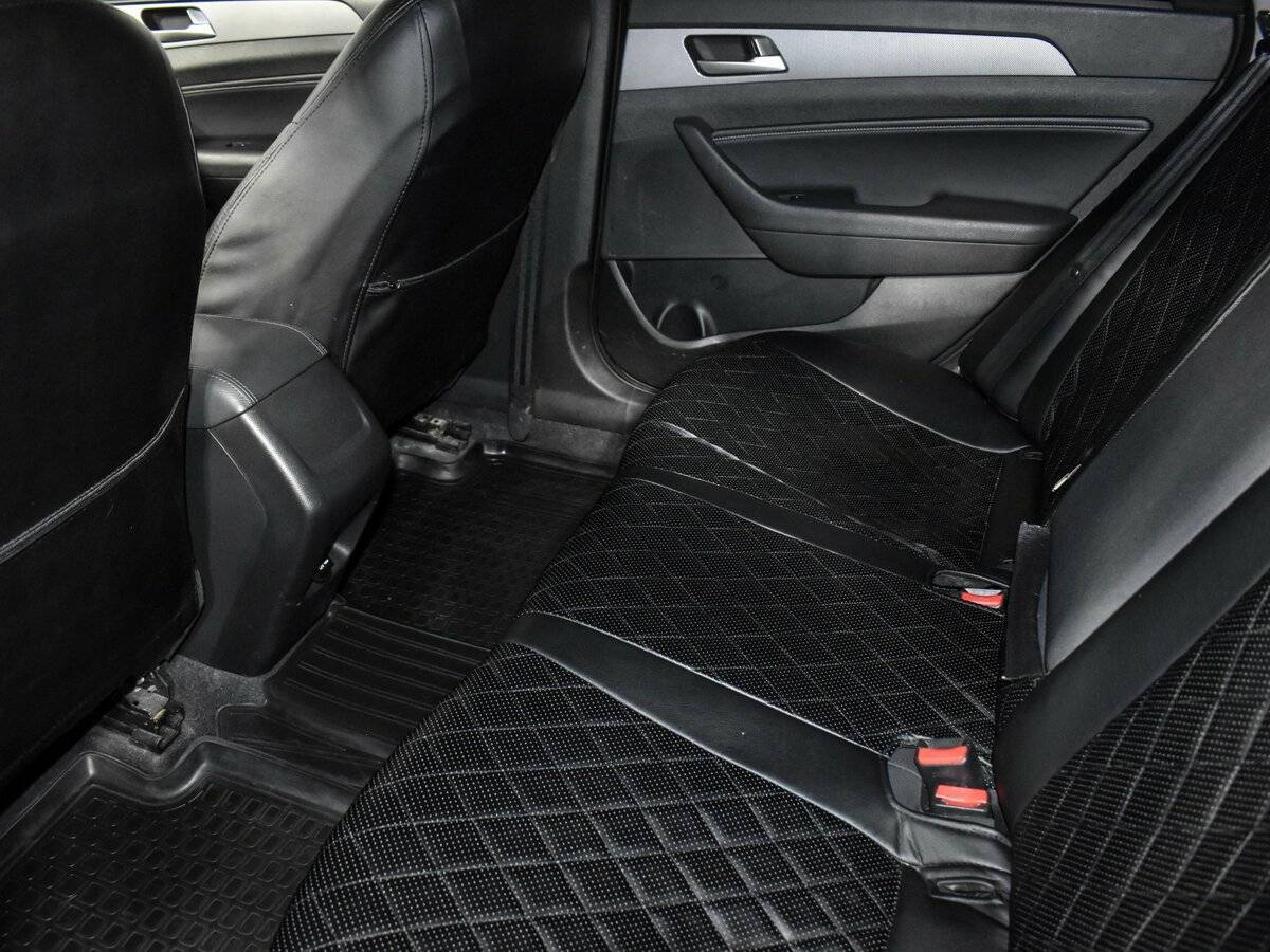 Hyundai Sonata 2019 года с пробегом. Фото: #9