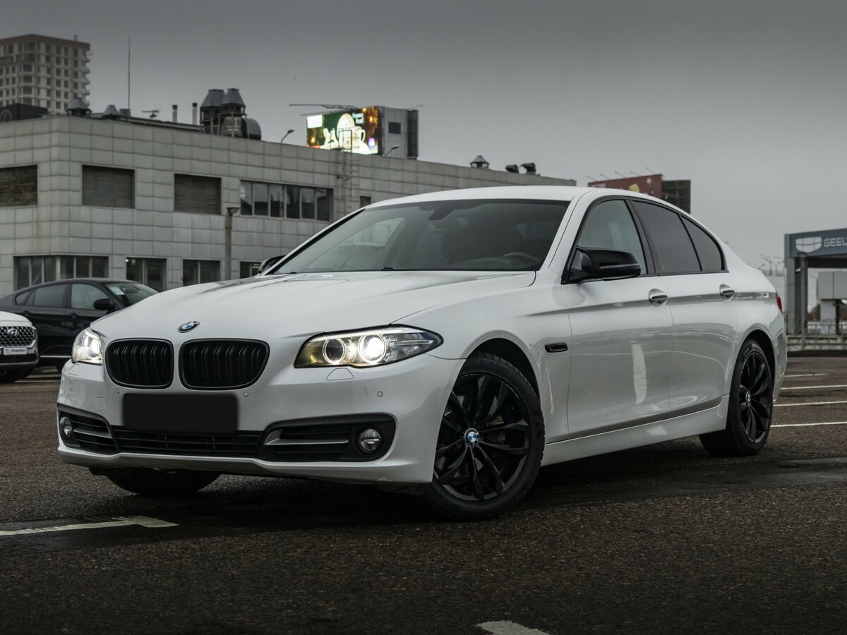 BMW 5 серии 2015 года с пробегом. Фото: #0
