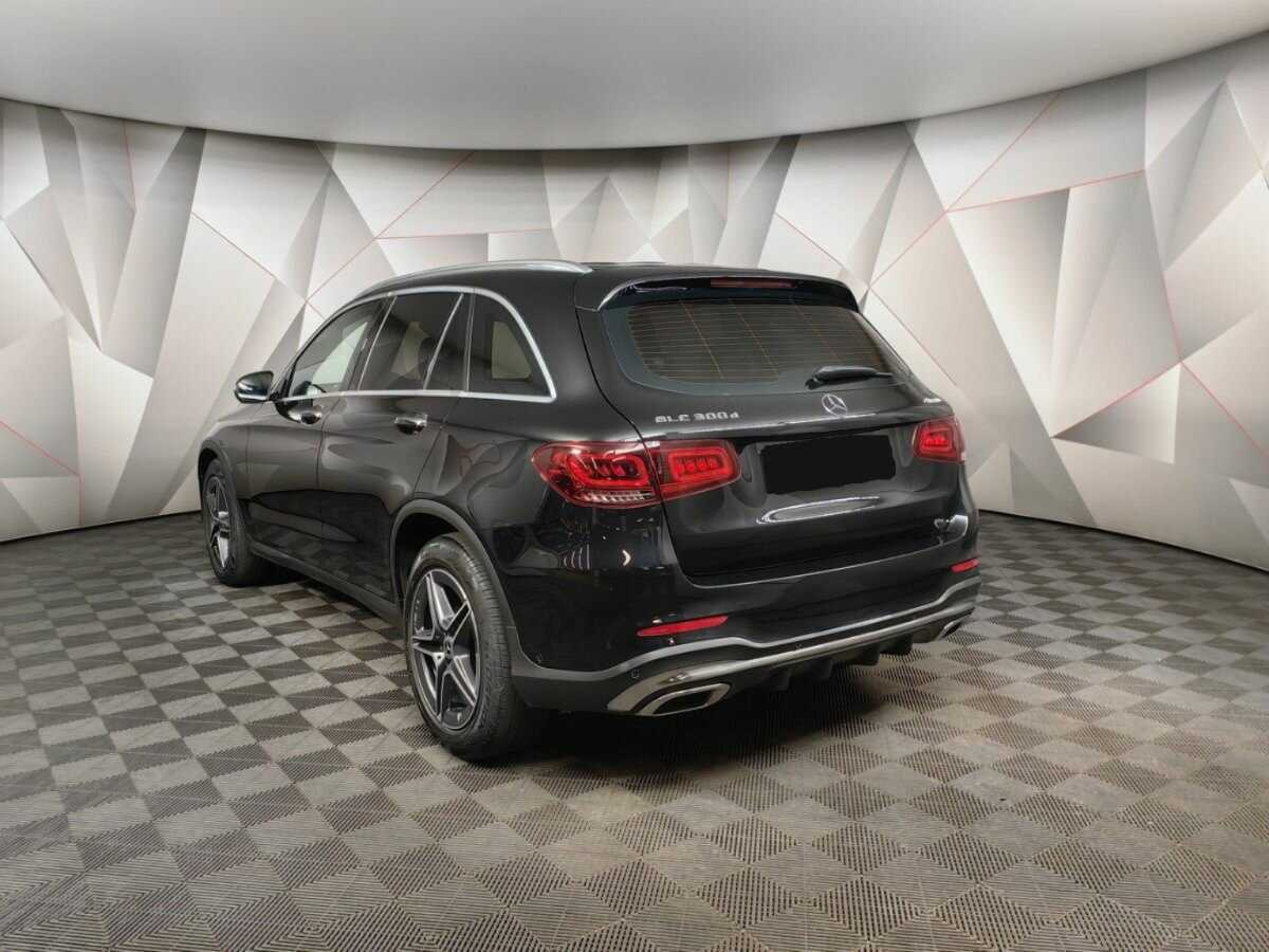 Mercedes-Benz GLC 2021 года с пробегом. Фото: #3