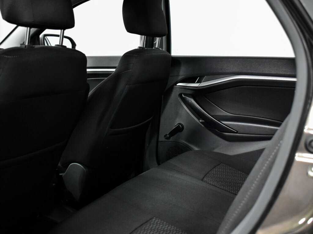 Lada (ВАЗ) Vesta 2017 года с пробегом. Фото: #12