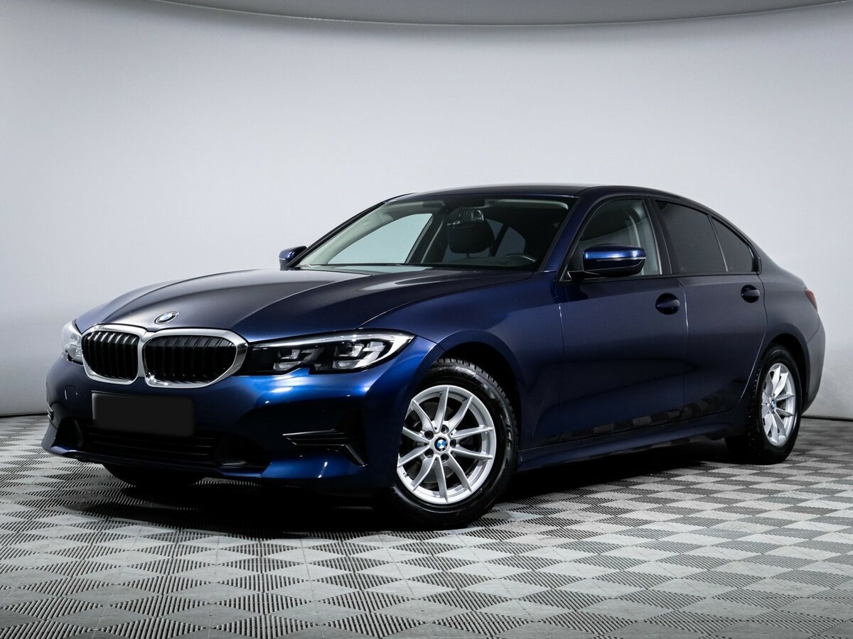 BMW 3 серии 2019 года с пробегом. Посмотреть фото