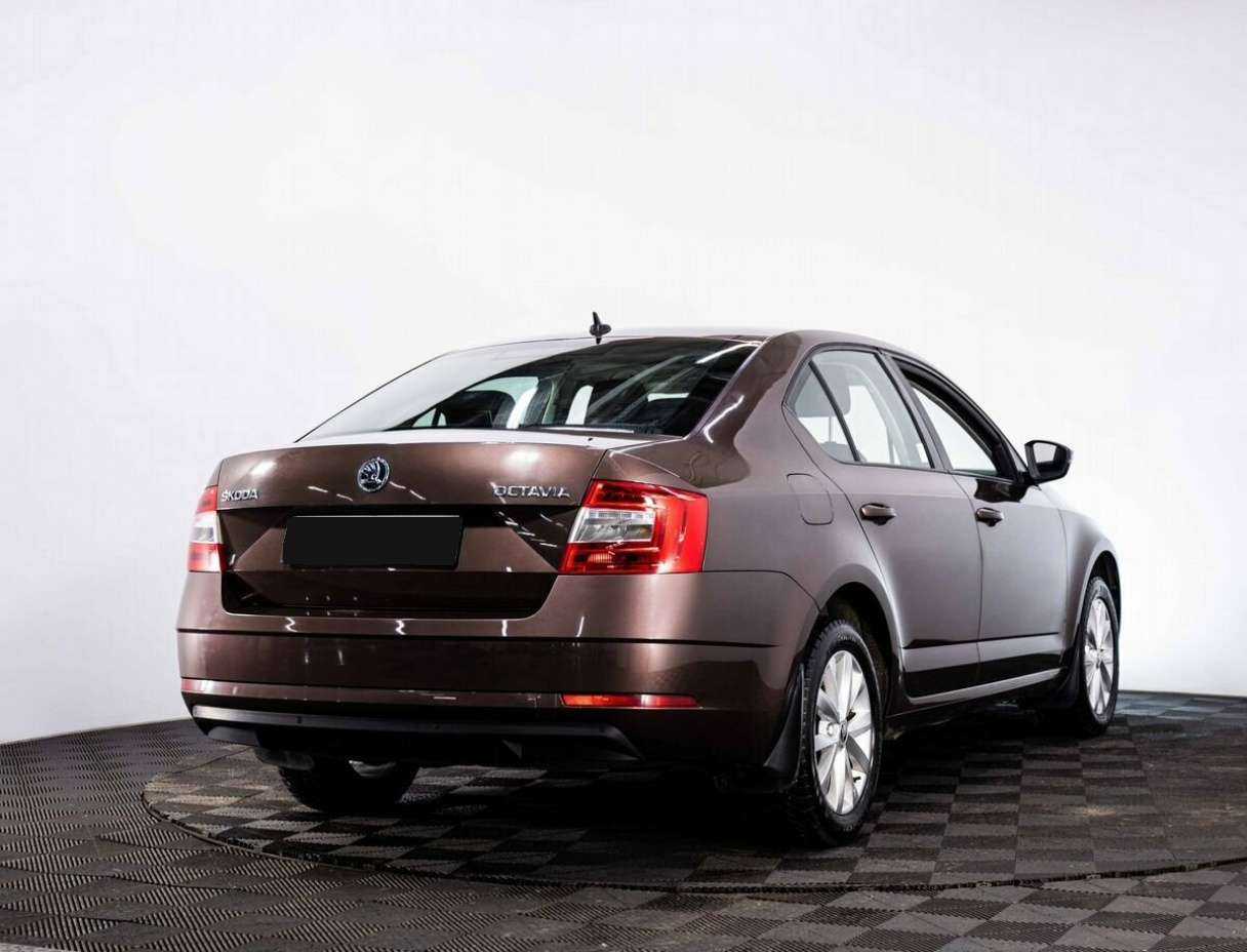 Skoda Octavia 2017 года с пробегом. Фото: #5