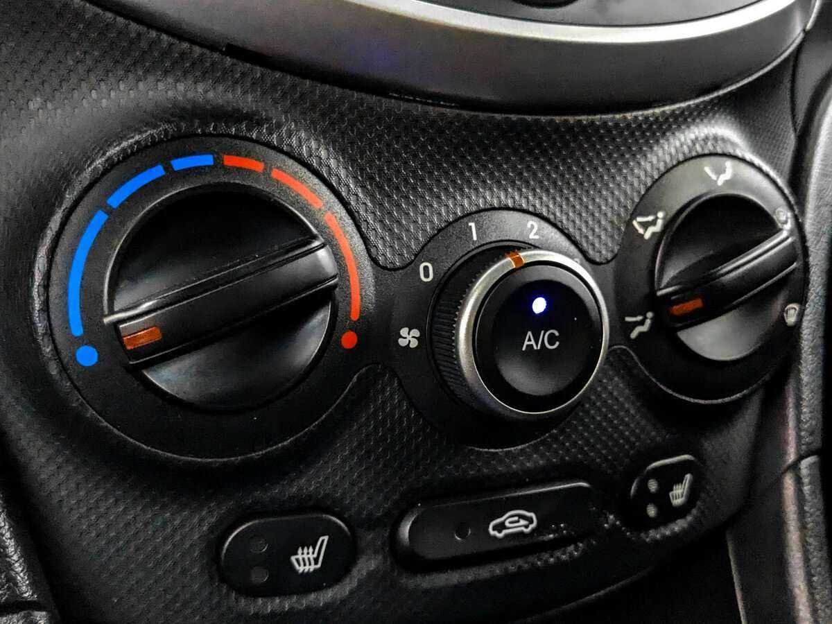 Hyundai Solaris 2015 года с пробегом. Фото: #20