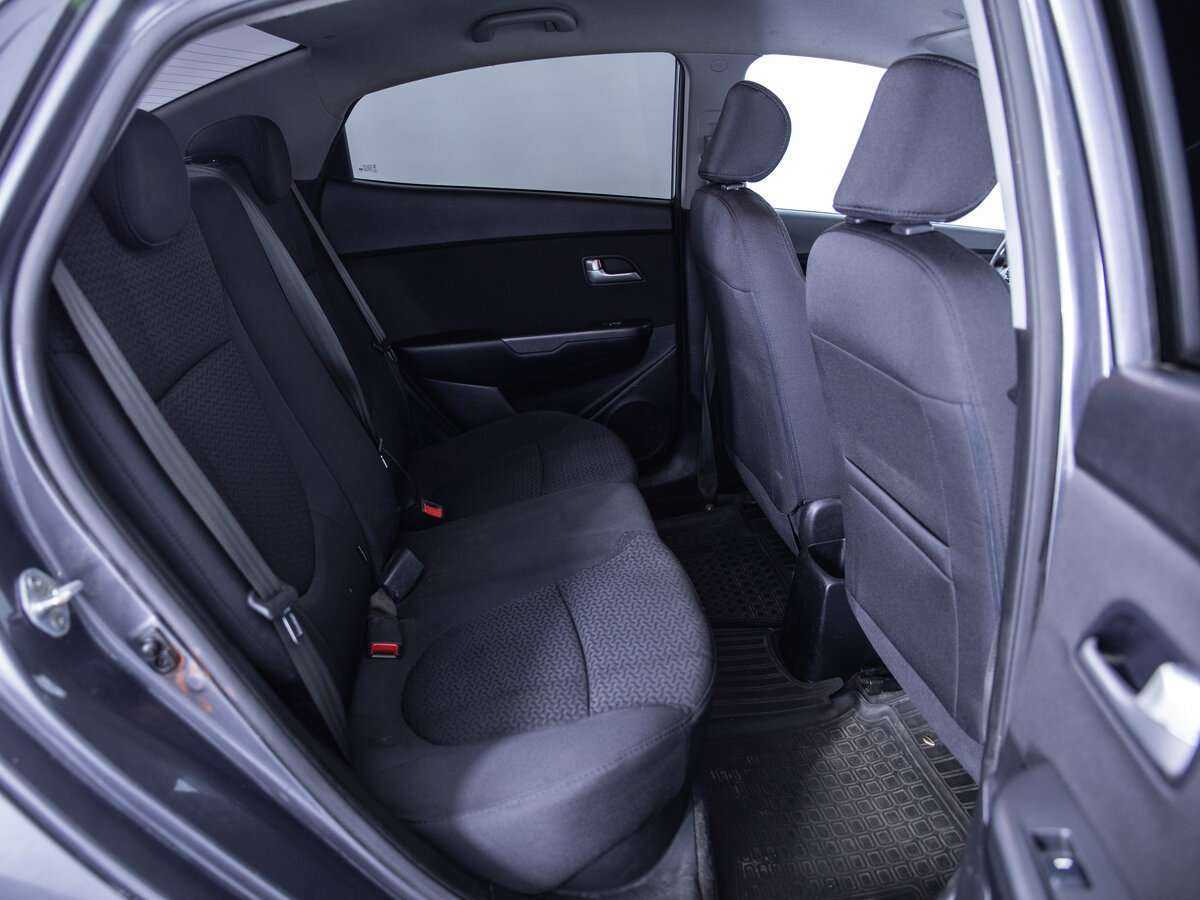 Kia Rio 2017 года с пробегом. Фото: #8