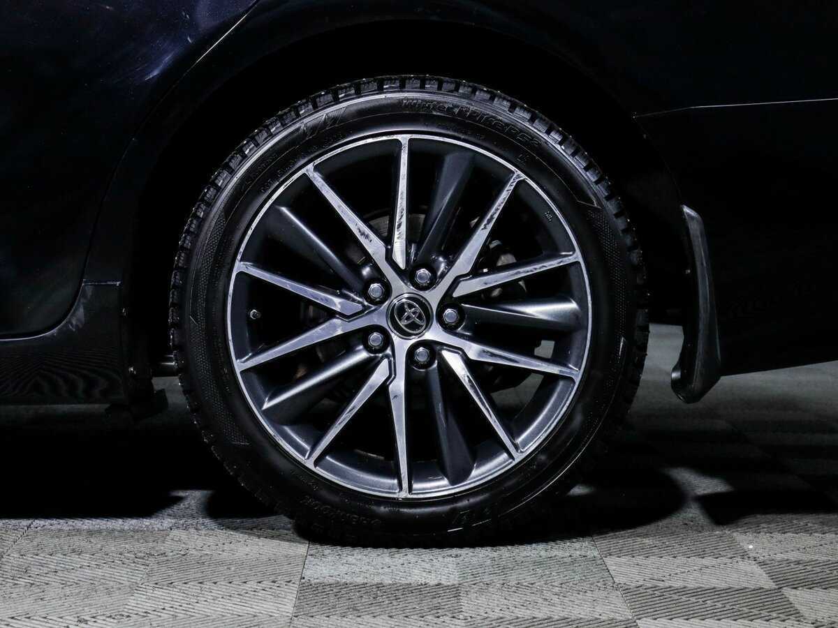 Toyota Camry 2021 года с пробегом. Фото: #11